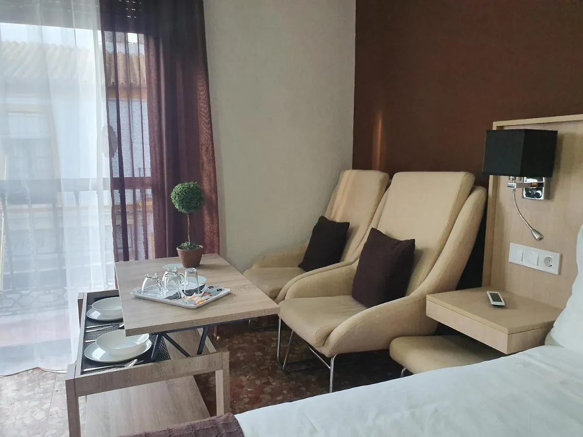 Apart-hotel Luna-Guest Rooms Alcalá de Guadaira
