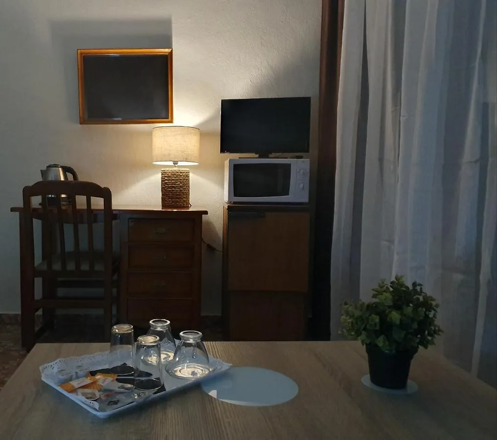 Apart-hotel Luna-Guest Rooms Alcalá de Guadaira