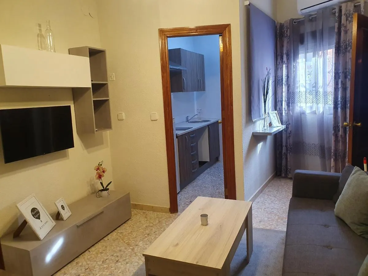 Aparthotel Luna-Guest Rooms Alcala de Guadaira