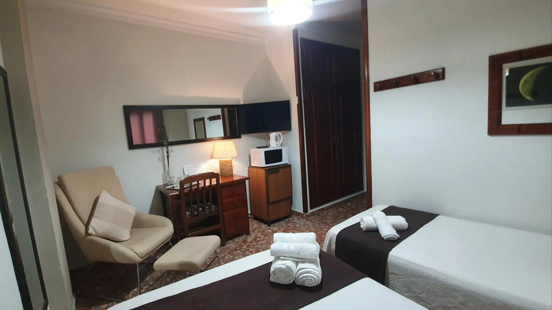 Luna-Guest Rooms Alcalá de Guadaira